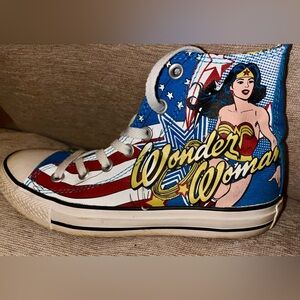 Hi-Top Converse Wonder Woman Vintage Comic Print